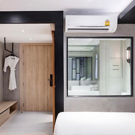 Loft Bangkok Hotel Extérieur photo