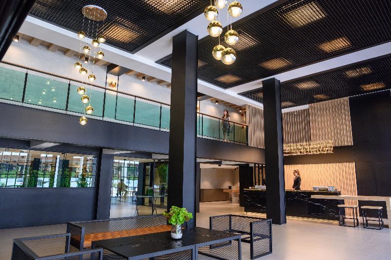 Loft Bangkok Hotel Extérieur photo