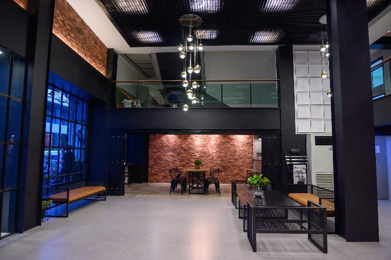 Loft Bangkok Hotel Extérieur photo