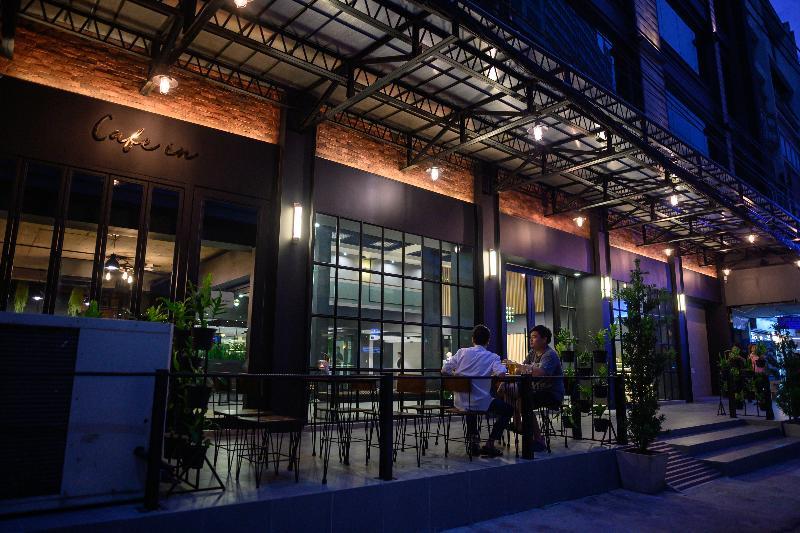 Loft Bangkok Hotel Extérieur photo